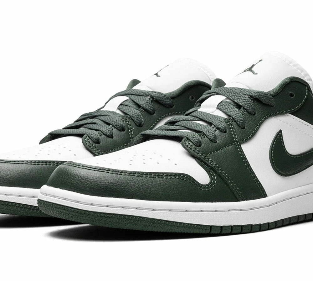Air Jordan 1 Low WMNS "Galactic Jade" DC0774-113