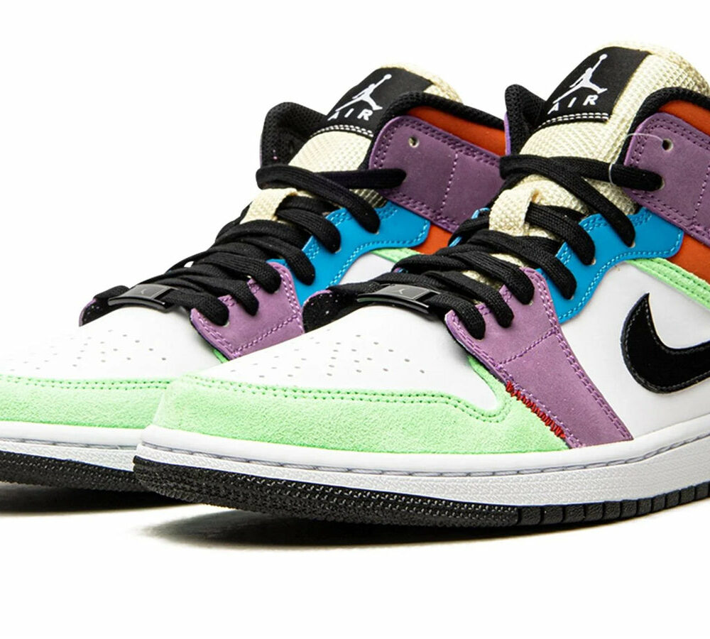 Air Jordan 1 Mid SE WMNS "Lightbulb" CW1140-100