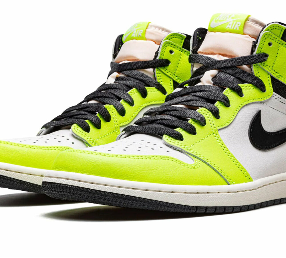 Air Jordan 1 High OG "Visionaire" 555088-702