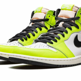 Air Jordan 1 High OG "Visionaire" 555088-702