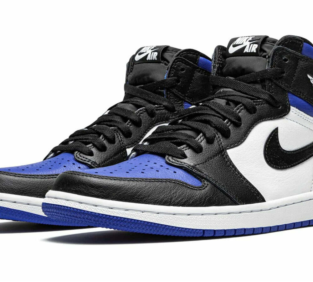 Air Jordan 1 Retro High OG "Royal Toe" 575441-041