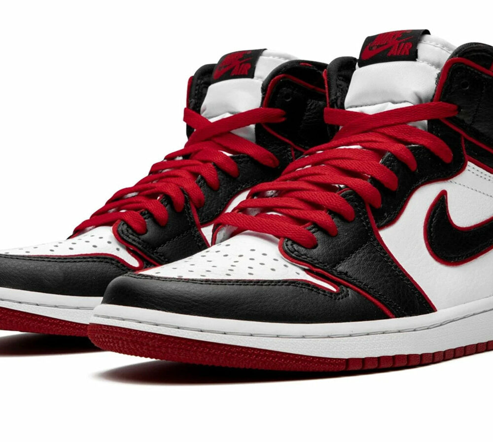 Air Jordan 1 High OG "Bloodline / Meant To Fly"  555088-062