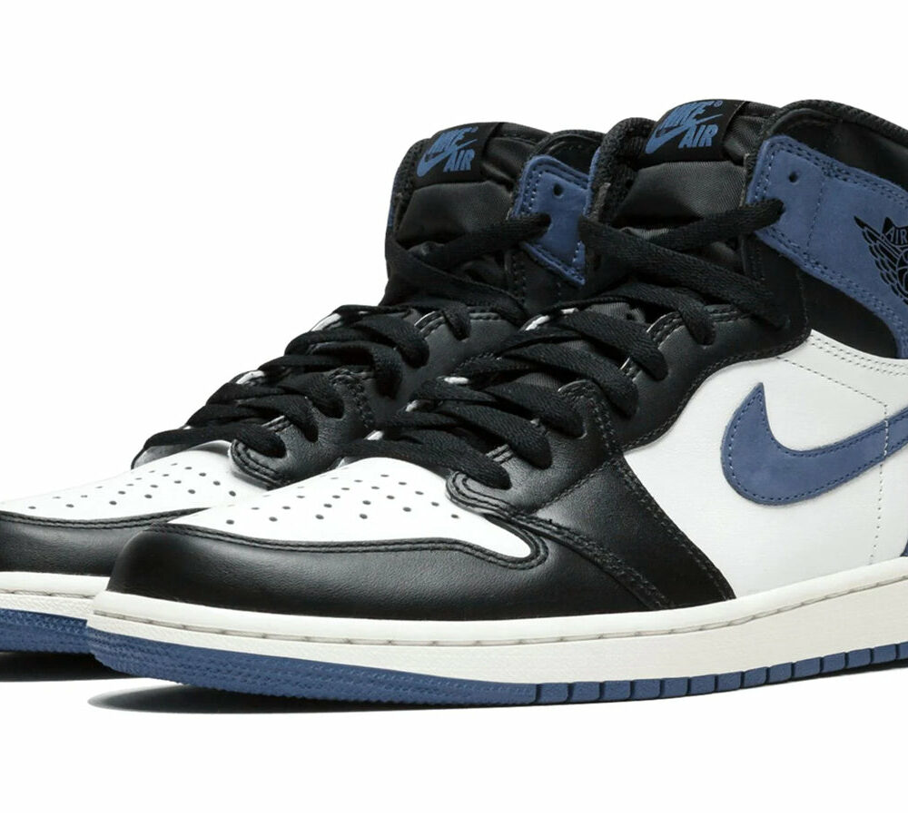 Air Jordan 1 Retro High OG "Blue Moon" 555088-115