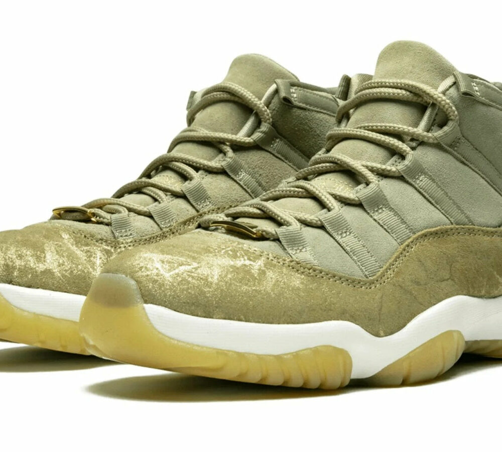 AIR JORDAN 11 RETRO WMNS "Neutral Olive" AR0715-200