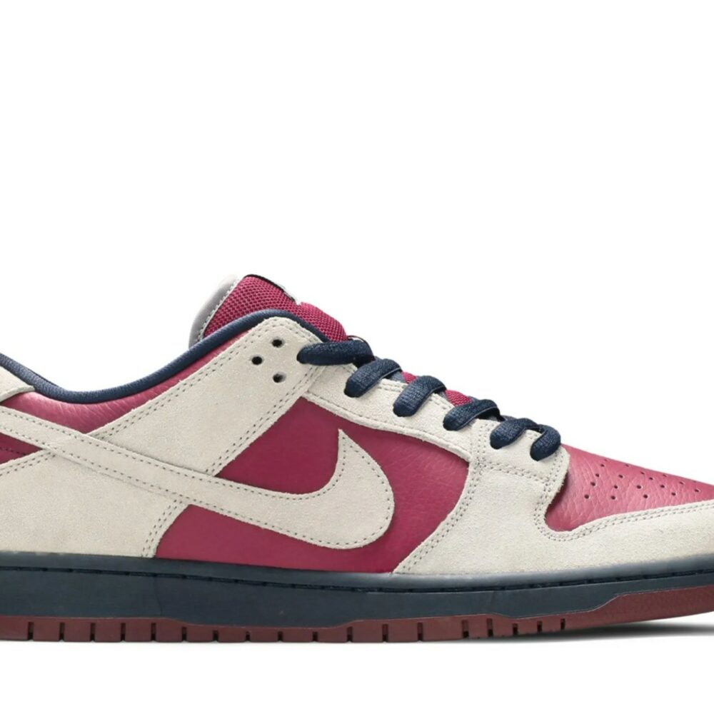 Dunk Low SB 'True Berry' BQ6817-001