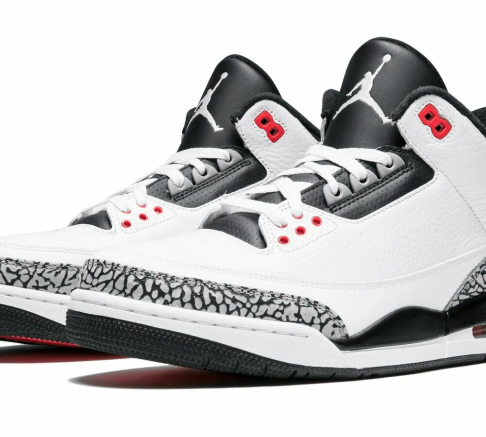 Air Jordan 3 Retro "Infrared 23" 136064-123